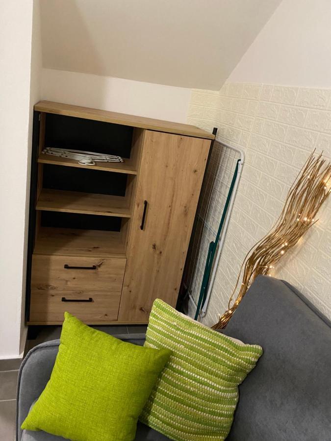 Appartamento Studio Apartma Sara Pirano Esterno foto